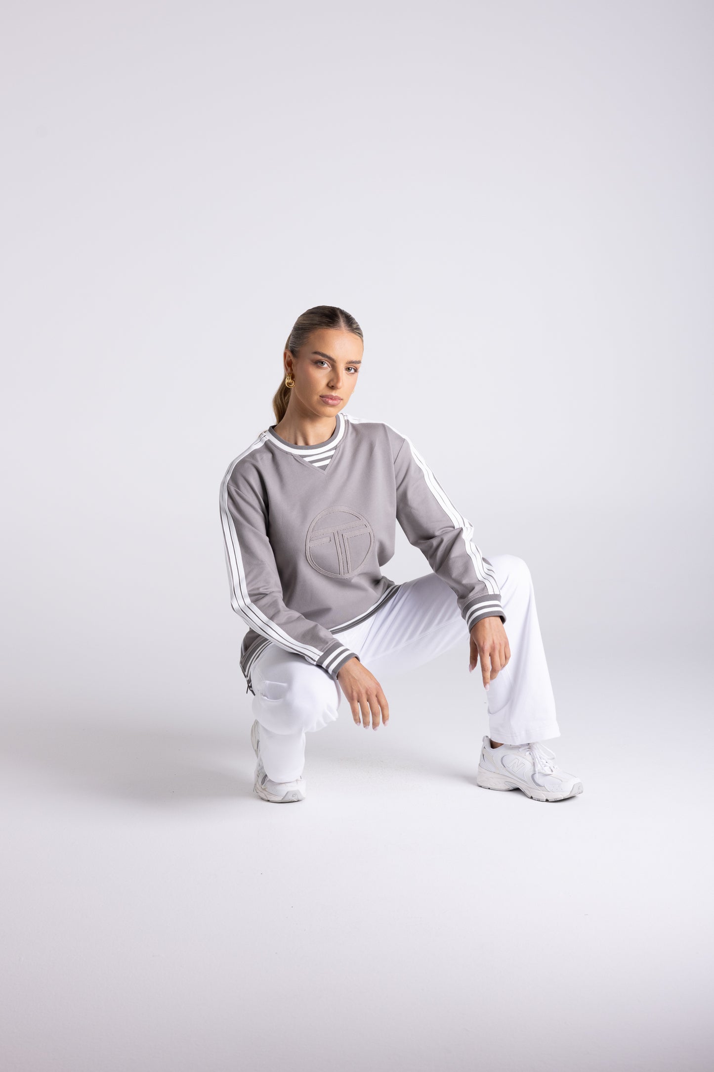 Mia Logo Sweat