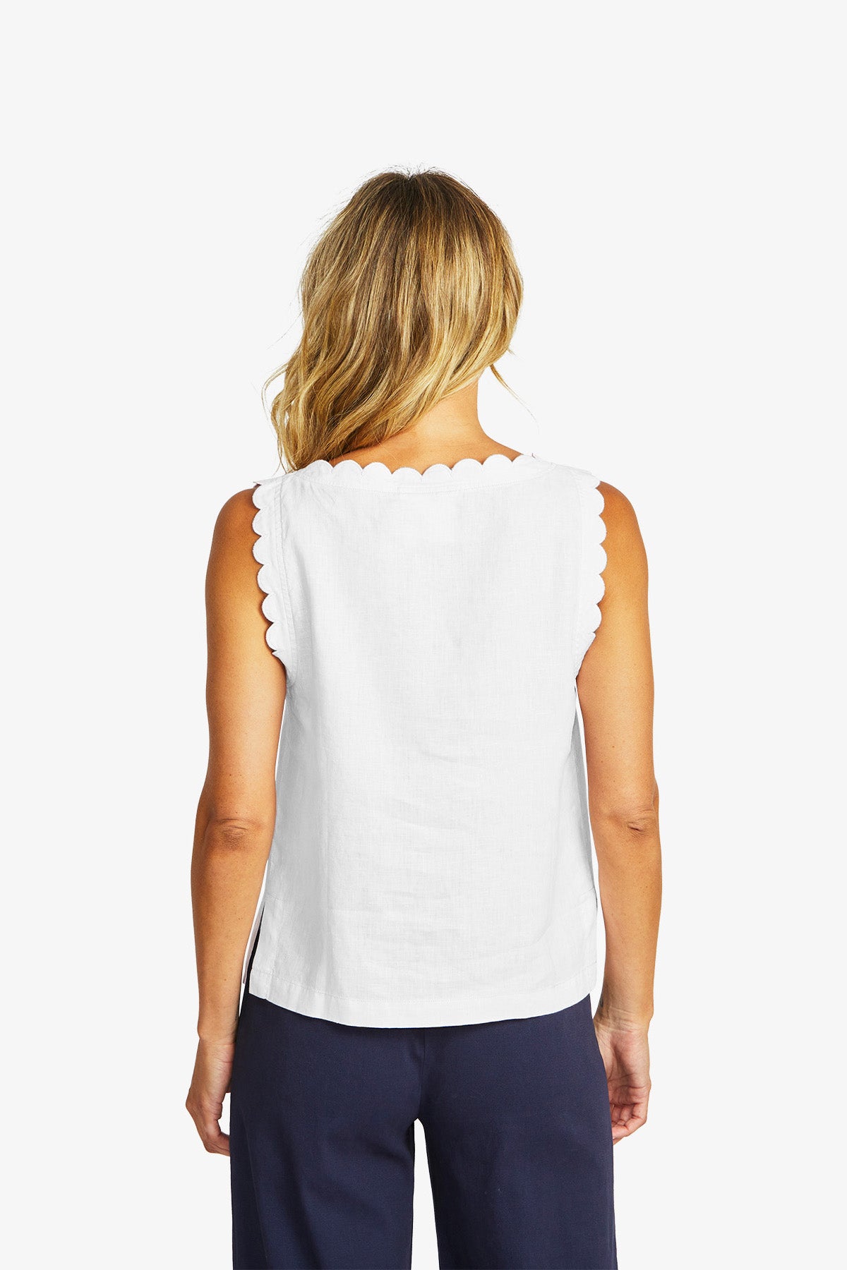 Lucy Linen Scallop Top