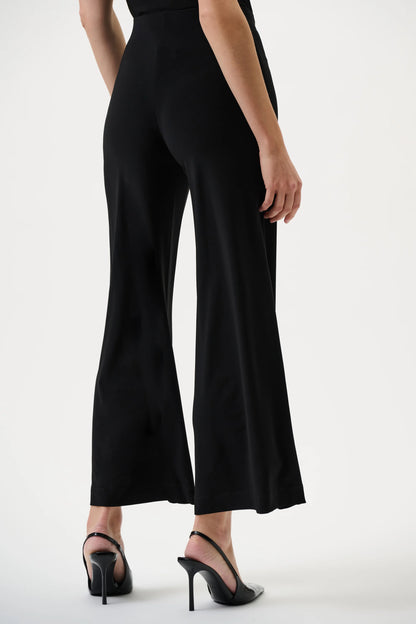 Classic Pull on Wide Leg Pant