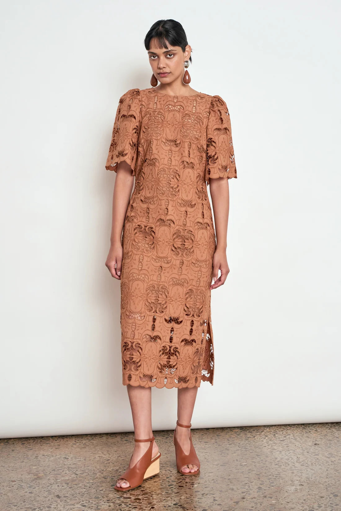 Guide Dress