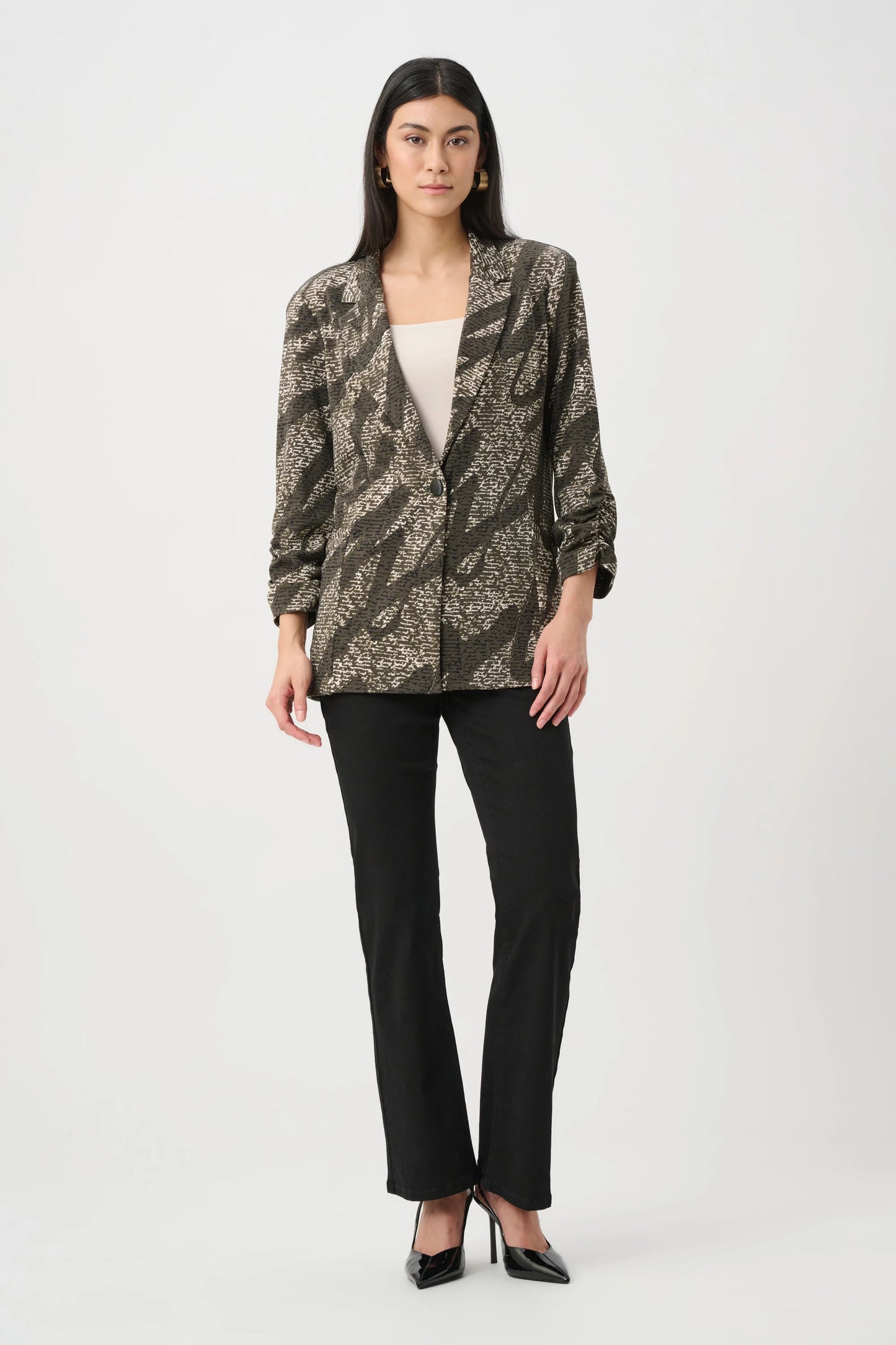 Silky Knit Abstract Blazer