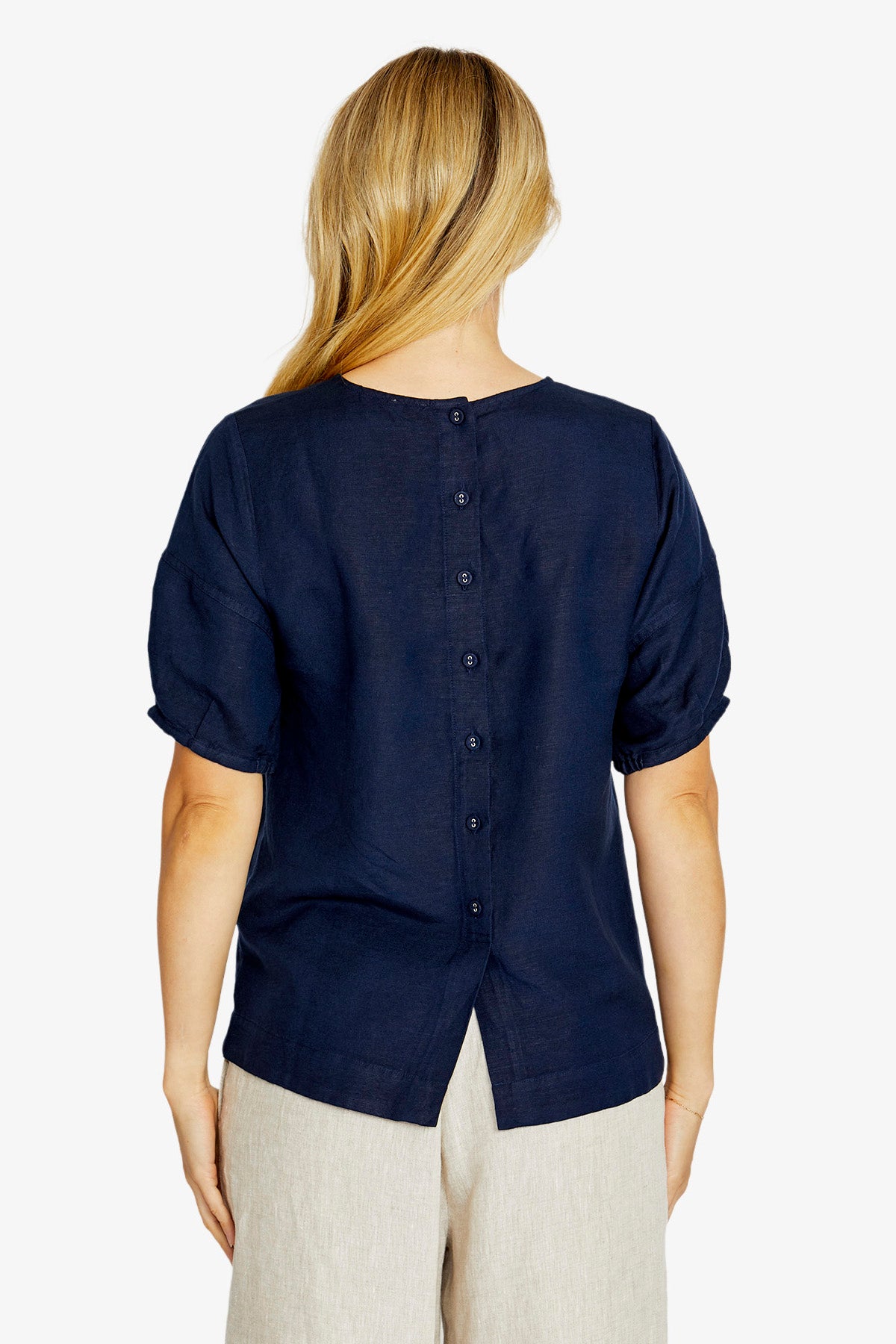 Layla Sh/Slv Button Back Top