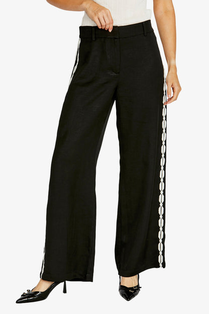 Mila Scalloped Trim Pant
