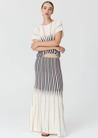 Axil Top