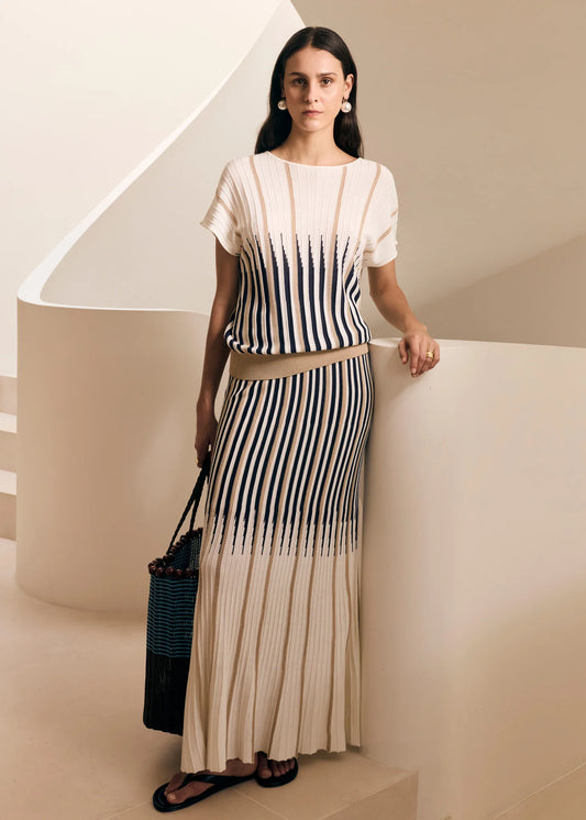 Axil Top