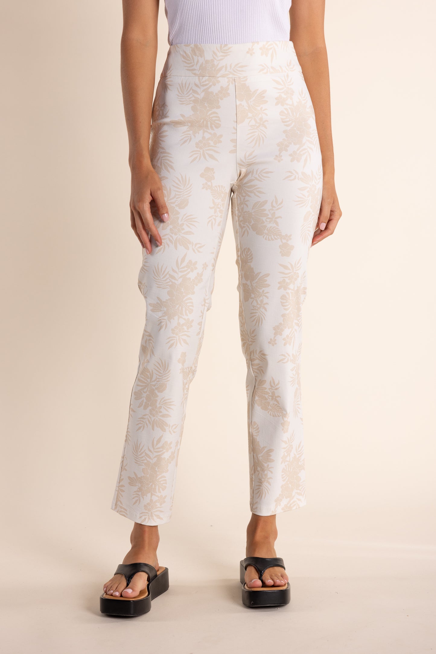 7/8 Leaf Print Pull-on Pant